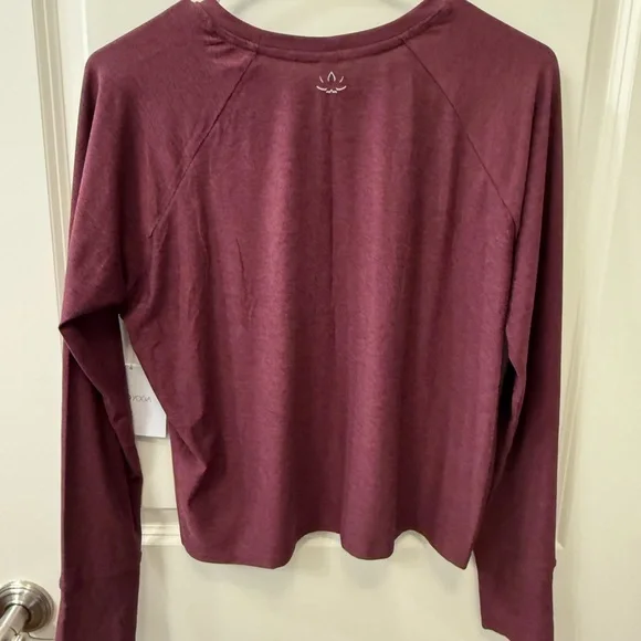 💫Beyond Yoga Featherweight Daydreamer Pullover, Midnight Burgundy, XS, NWT - Picture 7 of 12